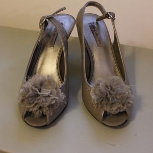 Bandolino taupe slingbacks size 7.5